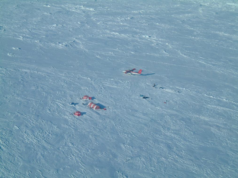 Aerial_Otter_at_camp_2