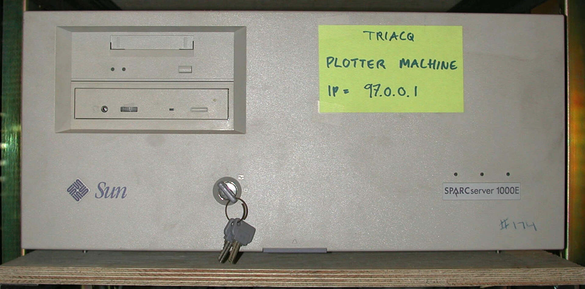 2002-08-EGFZ-Triacq-03-plotter-machine